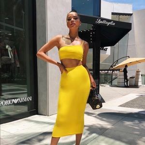 The NW Side Piece Skirt Set in Yellow